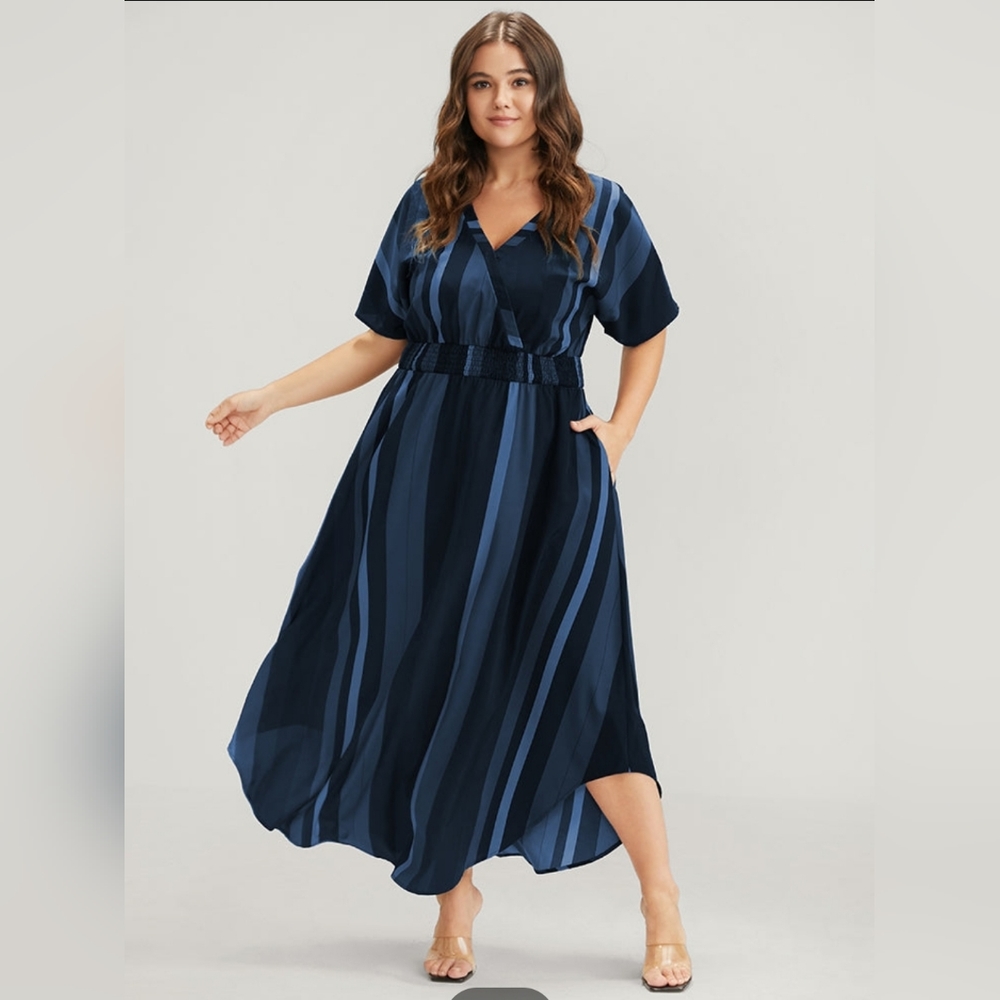BloomChic Navy Striped Dress 26W Dolman Sleeve Pockets NWOT